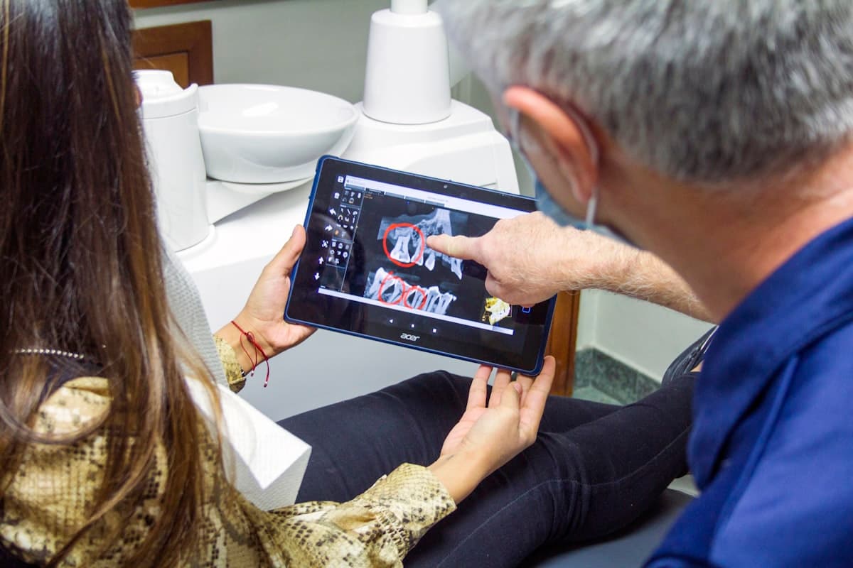 Clinicians reviewing a dental scan together